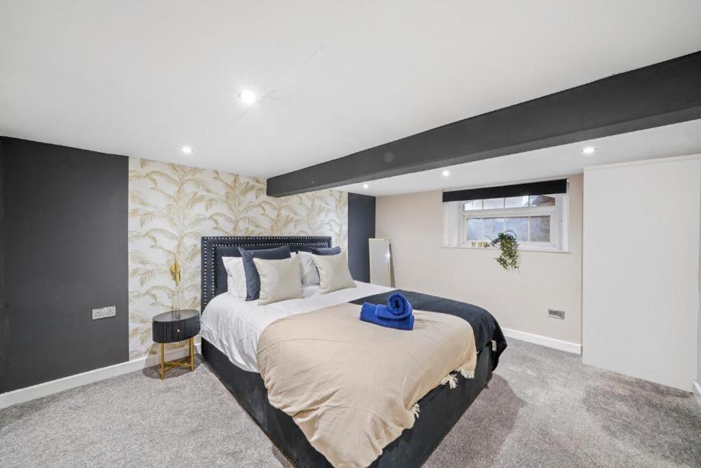 Deluxe 5 Bed In Central Whitby - Parking - Hot Tub Exterior foto
