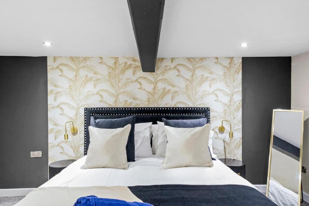 Deluxe 5 Bed In Central Whitby - Parking - Hot Tub Exterior foto