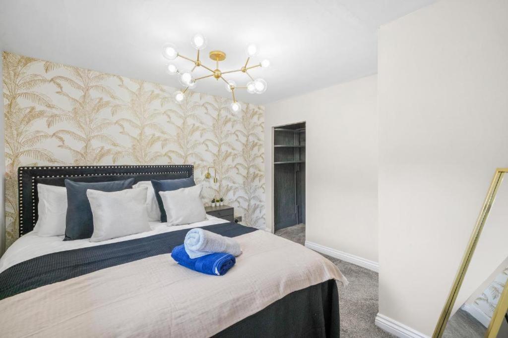 Deluxe 5 Bed In Central Whitby - Parking - Hot Tub Exterior foto