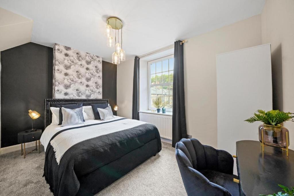 Deluxe 5 Bed In Central Whitby - Parking - Hot Tub Exterior foto