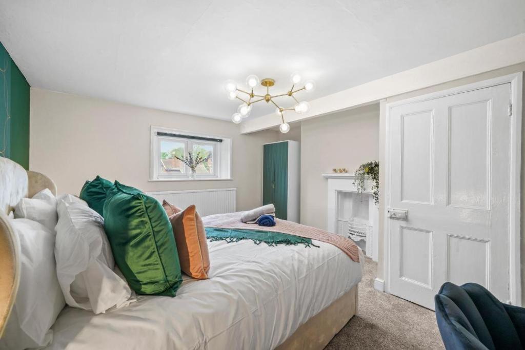 Deluxe 5 Bed In Central Whitby - Parking - Hot Tub Exterior foto