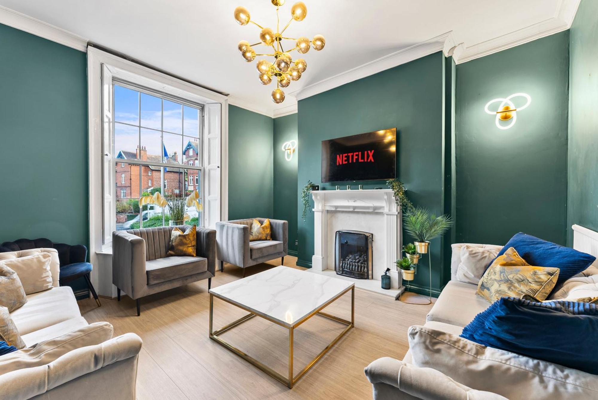 Deluxe 5 Bed In Central Whitby - Parking - Hot Tub Exterior foto