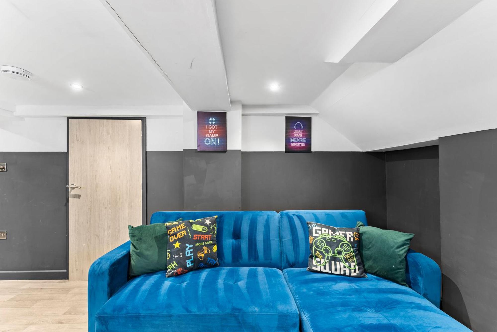 Deluxe 5 Bed In Central Whitby - Parking - Hot Tub Exterior foto
